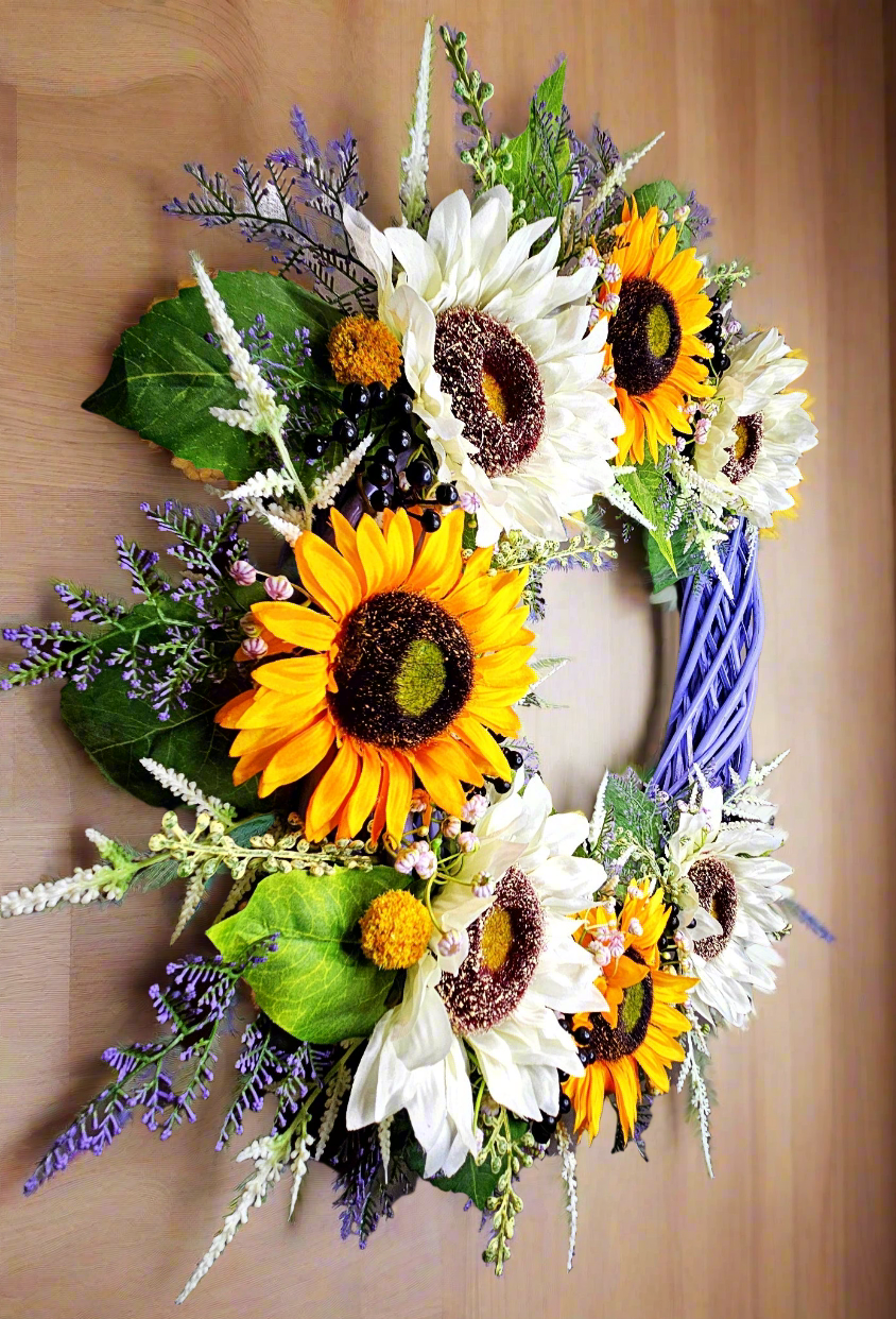 Sunny Lilac Spiral