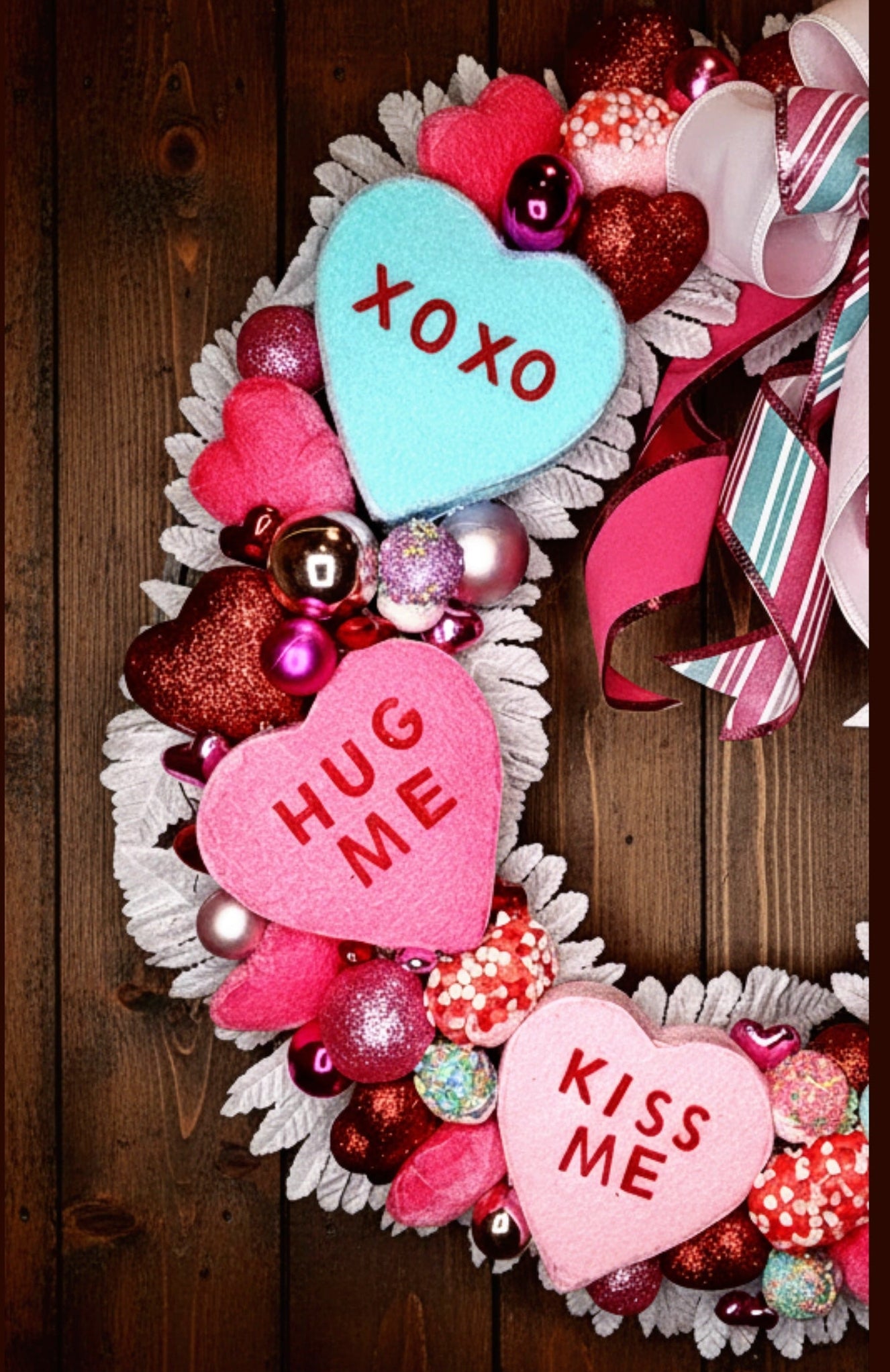 Conversation Candy Heart Pink & Blue Valentine's Wreath
