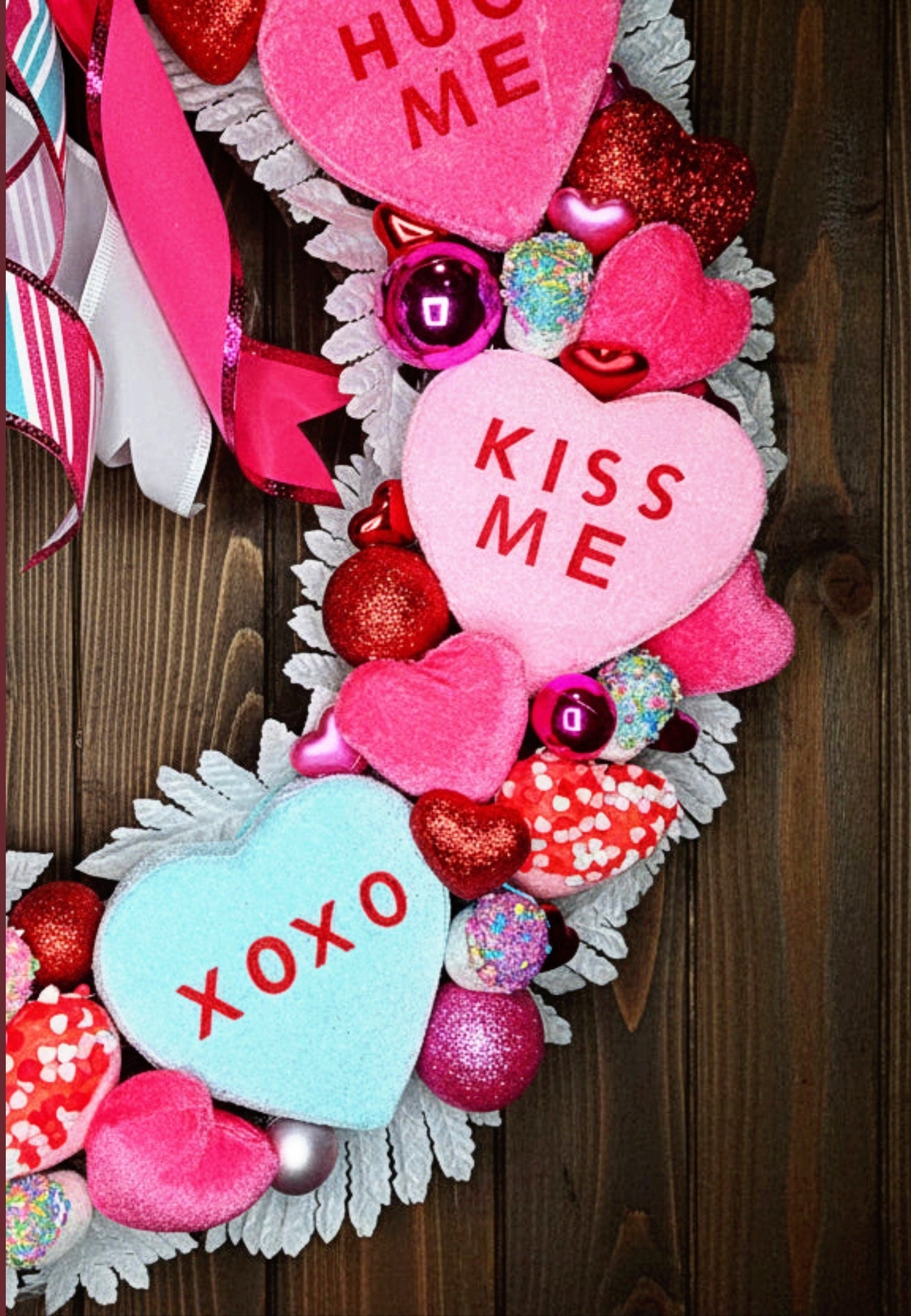 Conversation Candy Heart Pink & Blue Valentine's Wreath