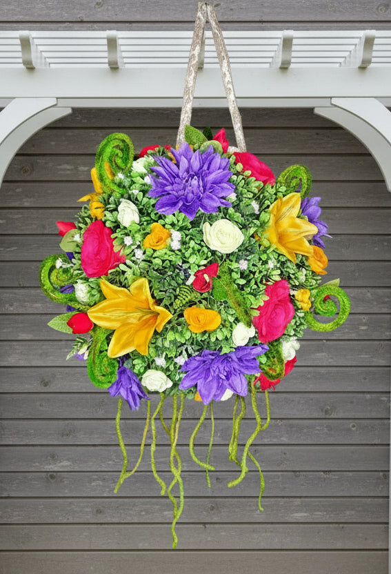Floral Fiddle Moss Kissing Ball