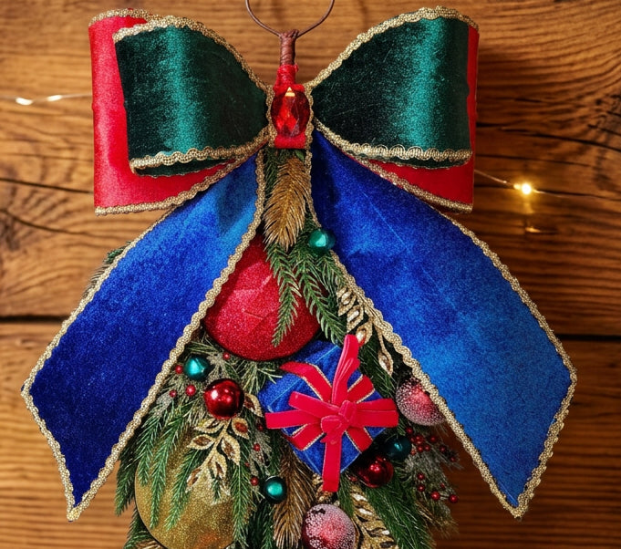 Christmas Gemstone Present Swag